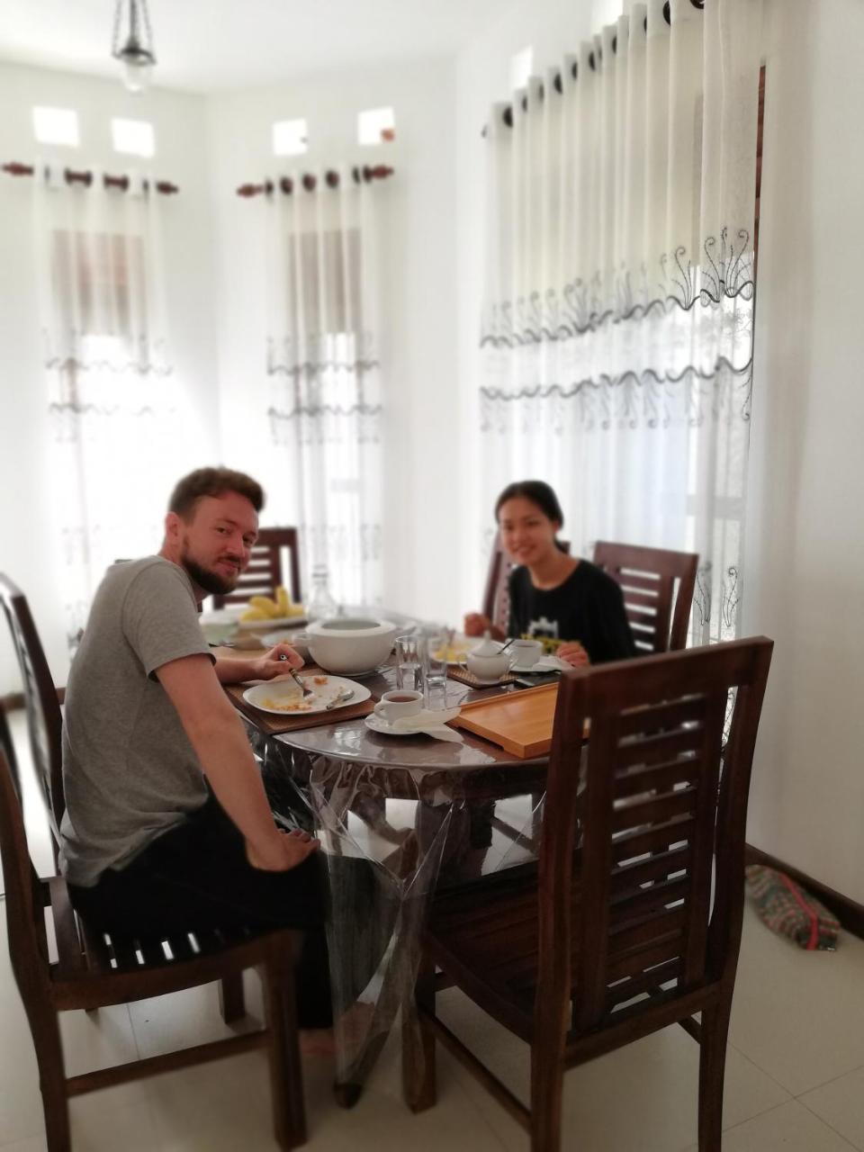 Air Port 5 Minutes Super Clean Upul Bed & Breakfast Negombo Dış mekan fotoğraf